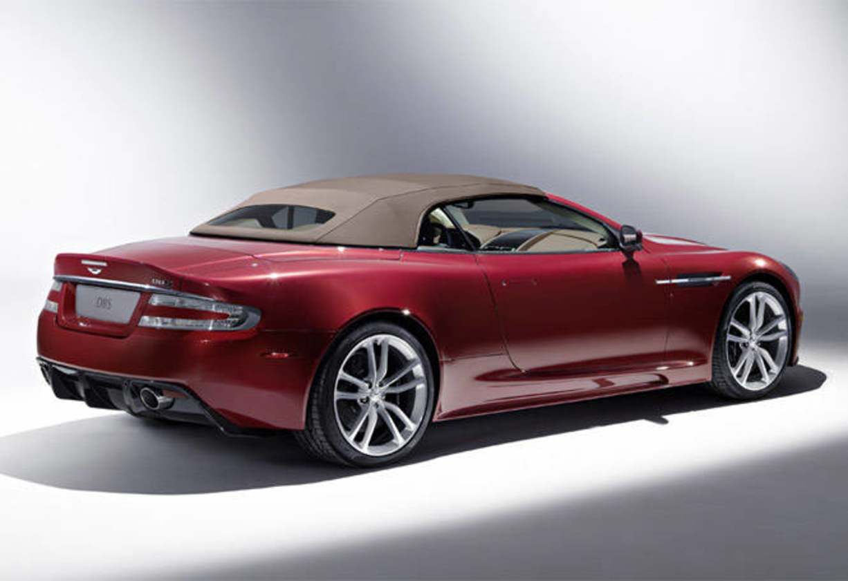 Aston Martin DBS Volante