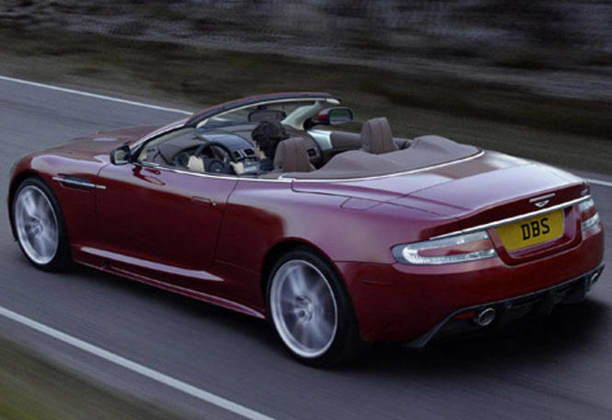 Aston Martin DBS Volante