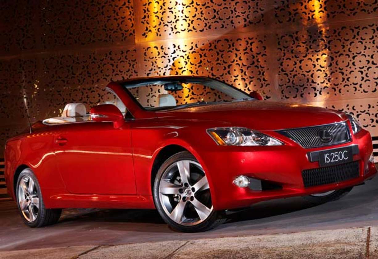 Lexus IS 250C Sports Luxury