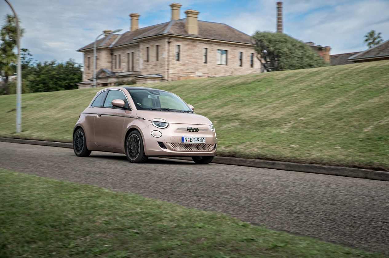 Fiat 500e driving pictured (Image: Tom White)