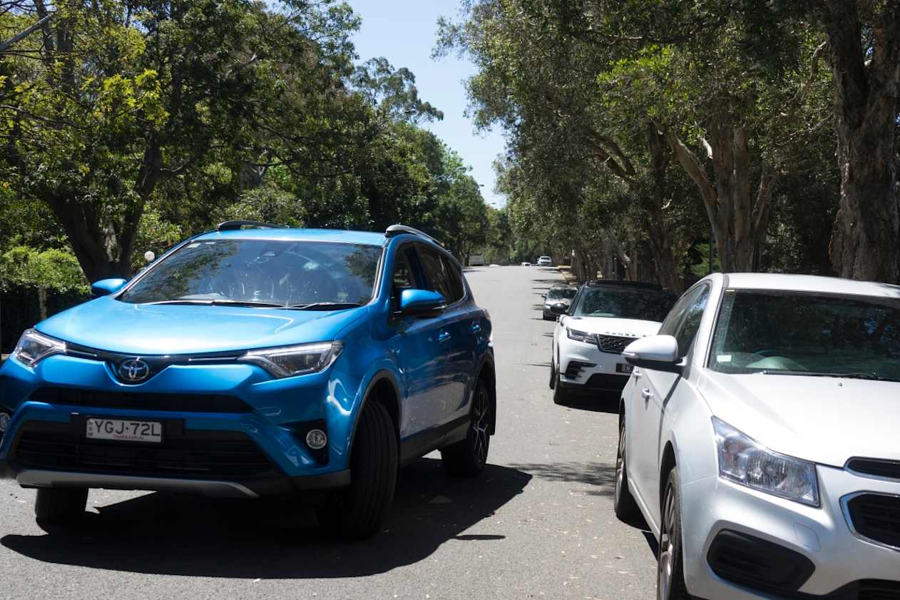 Slowly start reversing with the steering on full lock.