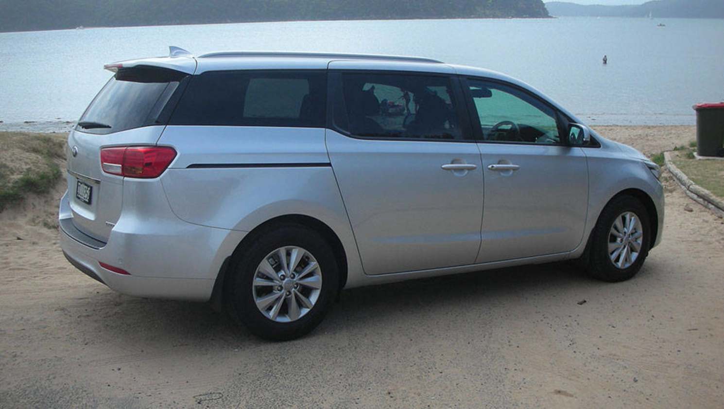 2017 Kia Carnival Si diesel. Image credit: James Cleary.