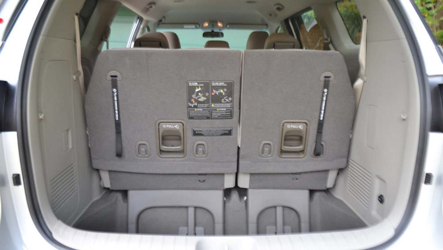 2017 Kia Carnival Si diesel. Image credit: James Cleary.
