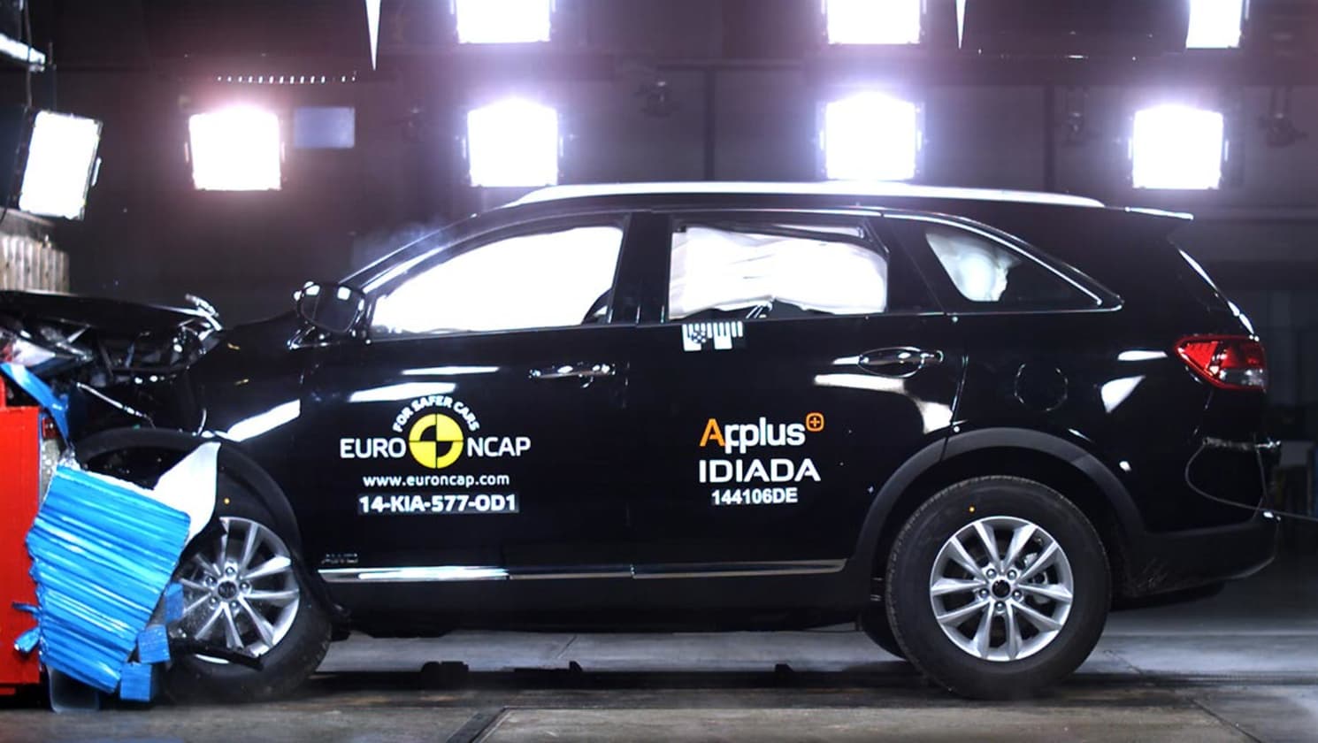 2015 Kia Sorento achieved a five-star crash safety rating from ANCAP.
