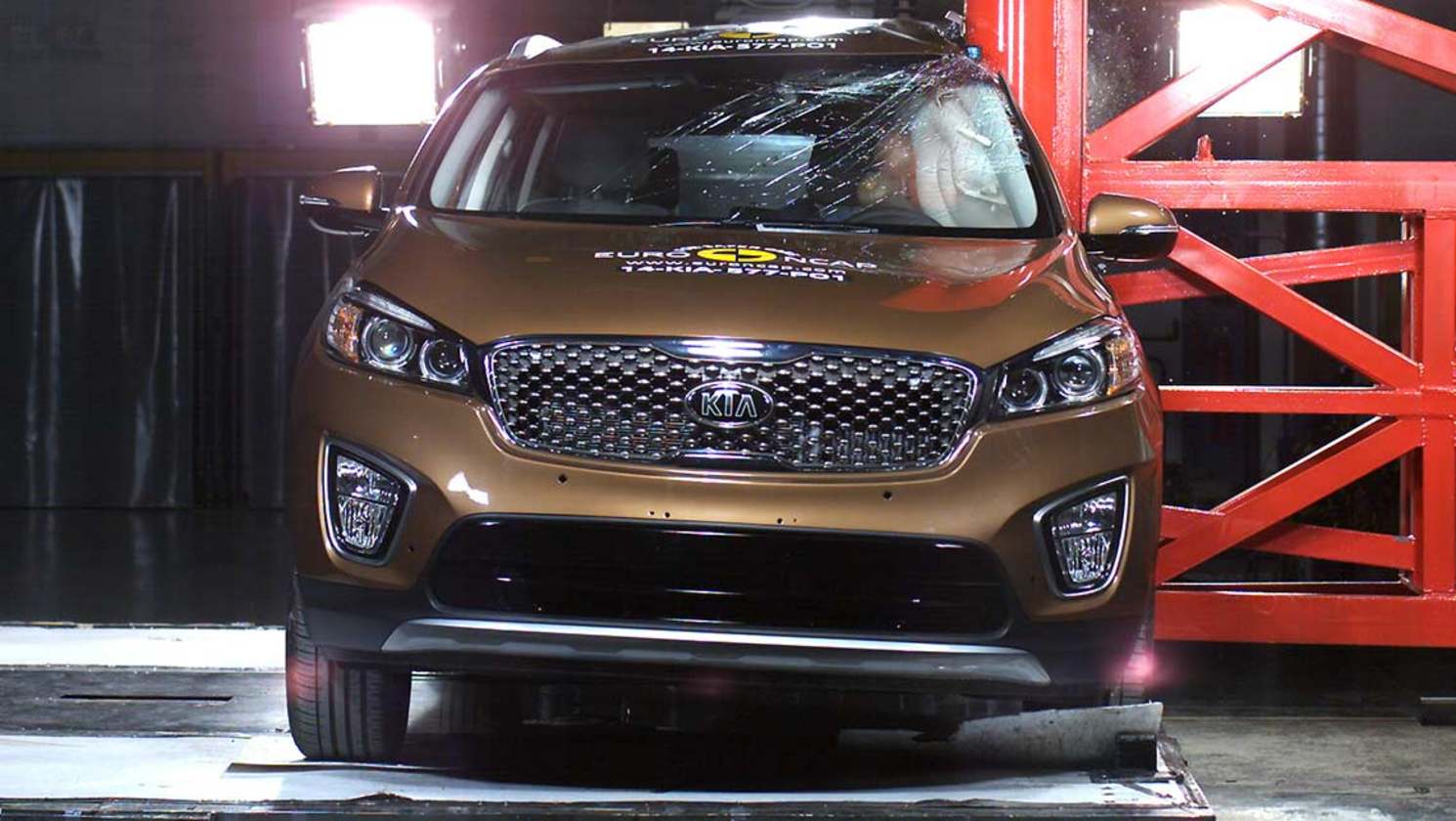 2015 Kia Sorento achieved a five-star crash safety rating from ANCAP.