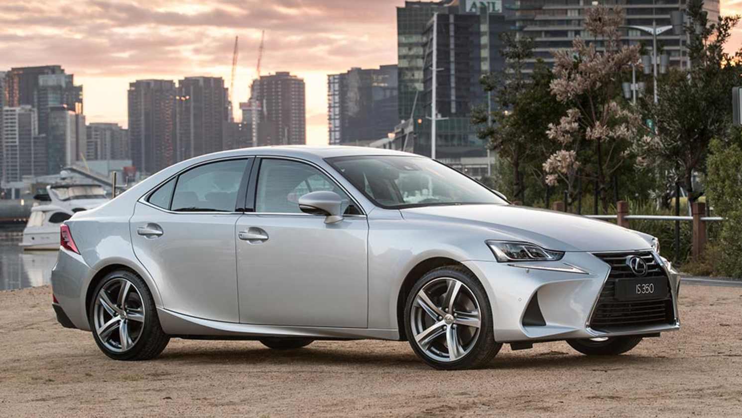 2016 Lexus IS350 Sports Luxury.