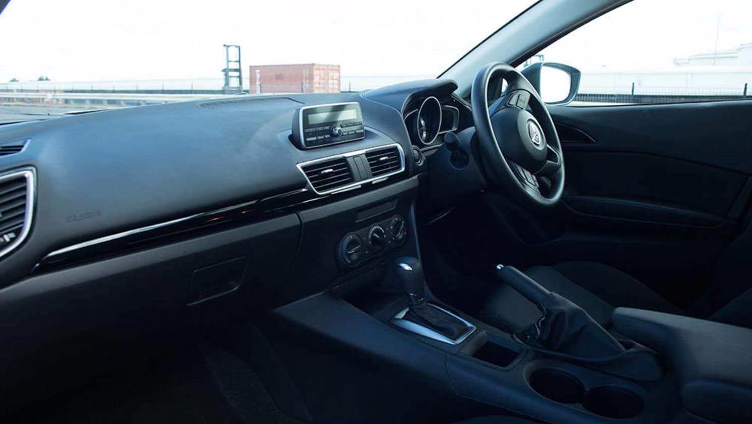 2016 Mazda3 Neo sedan