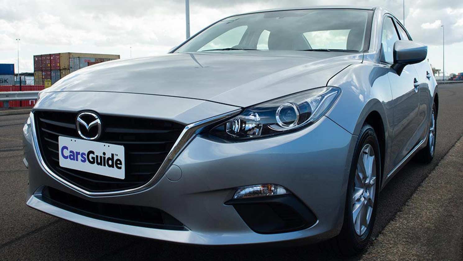 2016 Mazda3 Neo sedan