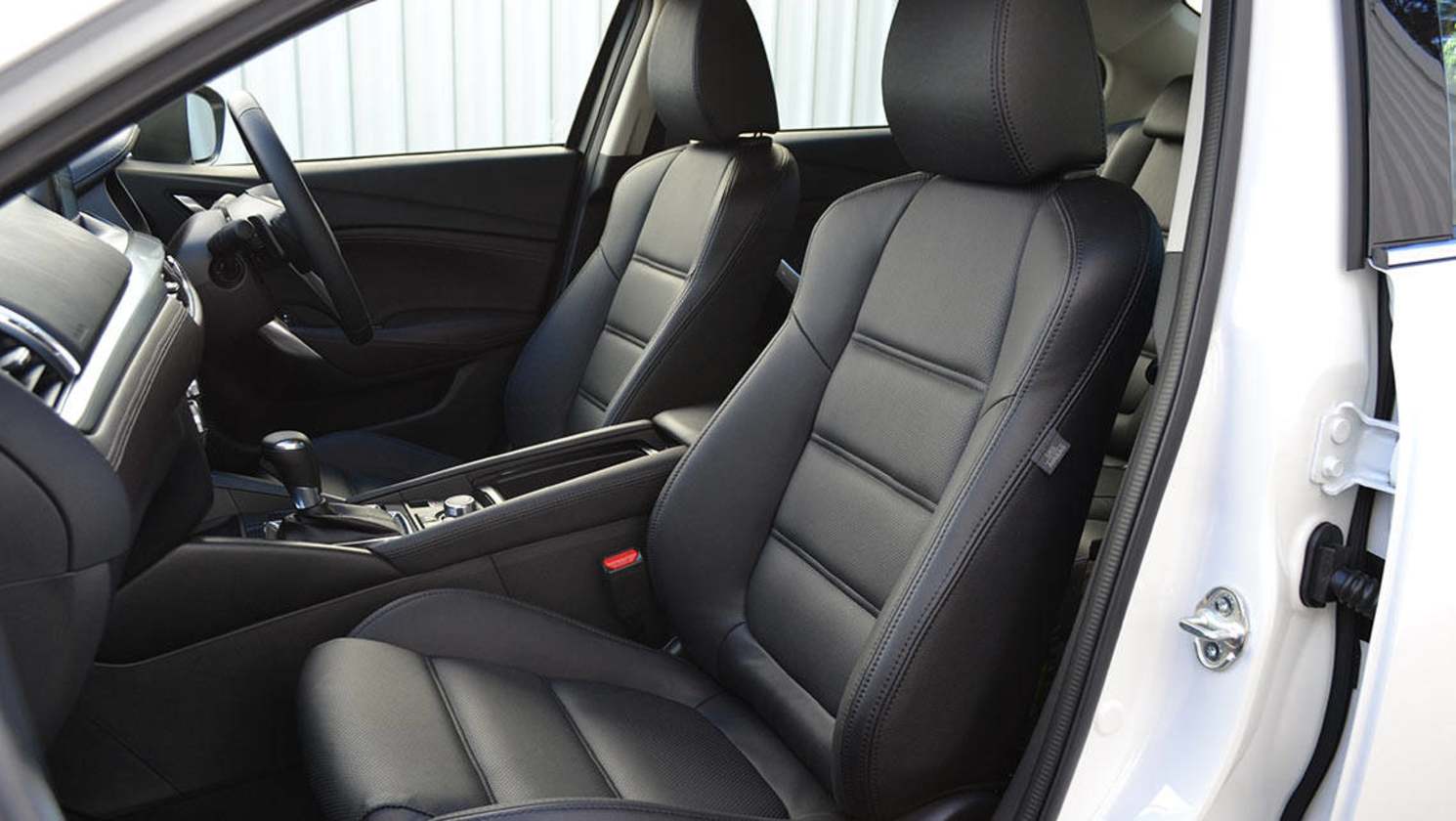 Mazda6 Touring sedan