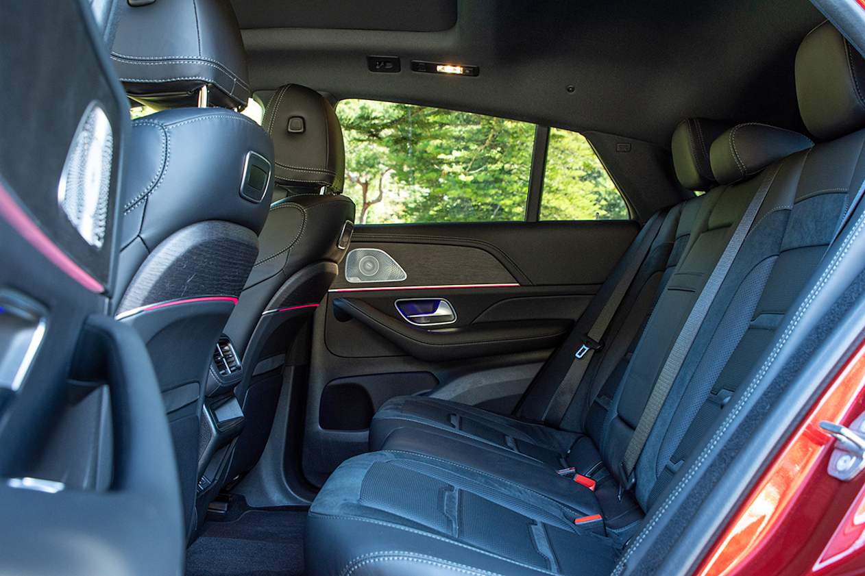 The brand also told us much of the extra 39mm of body length has gone into the rear passenger space, and this seems true when it comes to legroom. (image: Tom White)