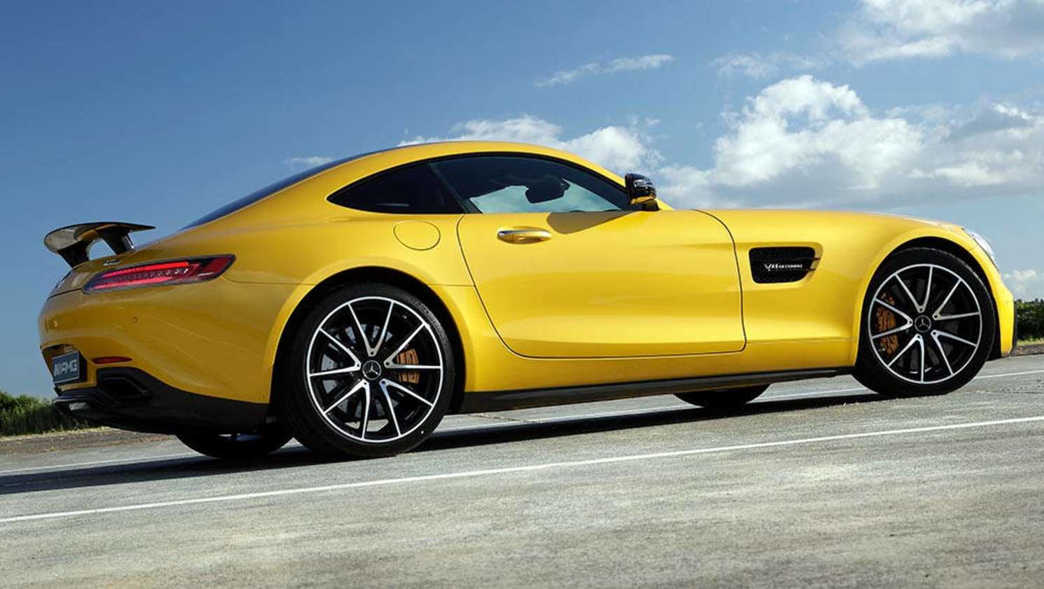 2015 Mercedes-AMG GT S