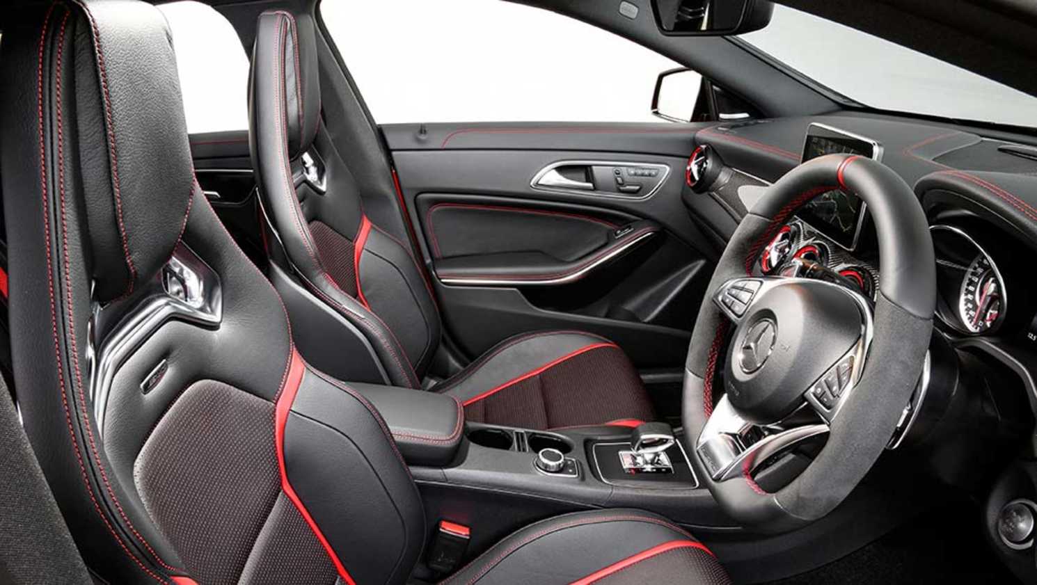 2015 Mercedes-Benz CLA 45 AMG 4Matic Shooting Brake