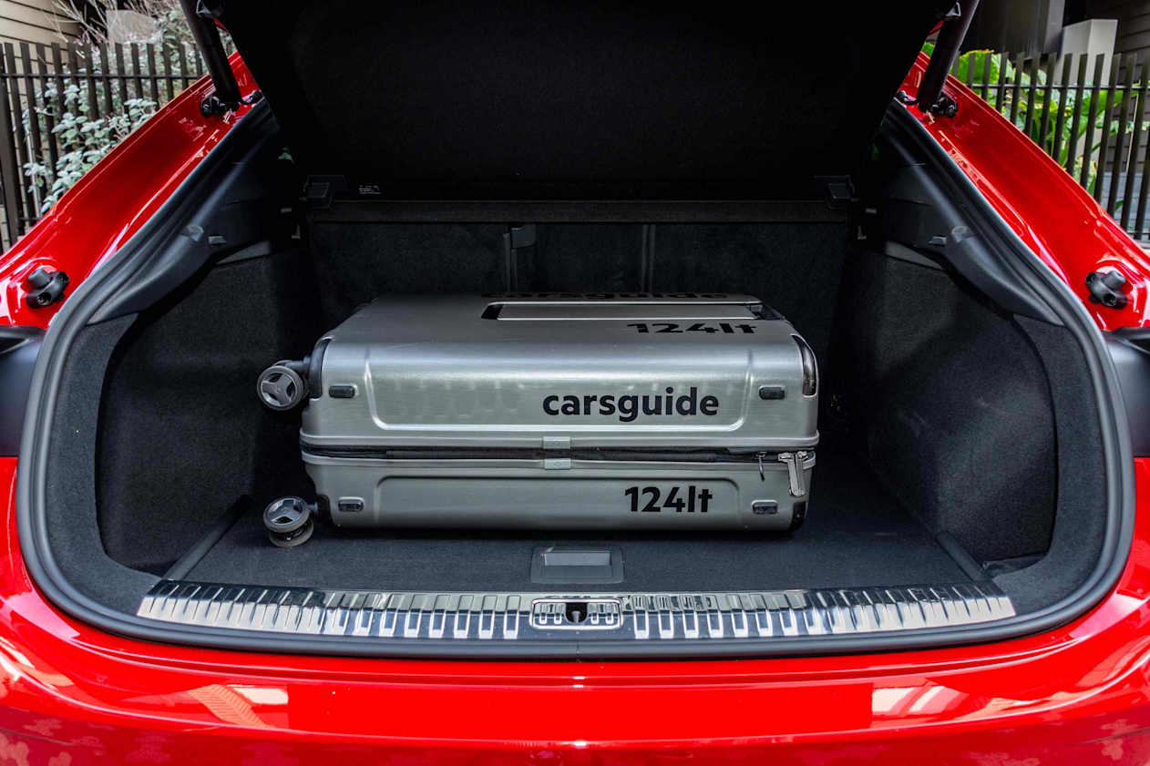 Audi Q3 2020 boot space