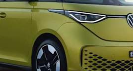 Family EV keeps low price