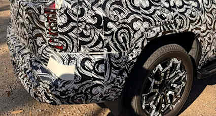 New Mitsubishi Pajero from every angle!