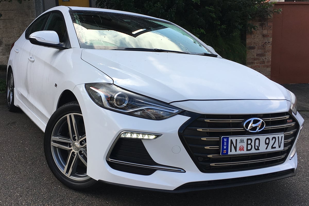 Hyundai Elantra SR Turbo manual 2017 review CarsGuide