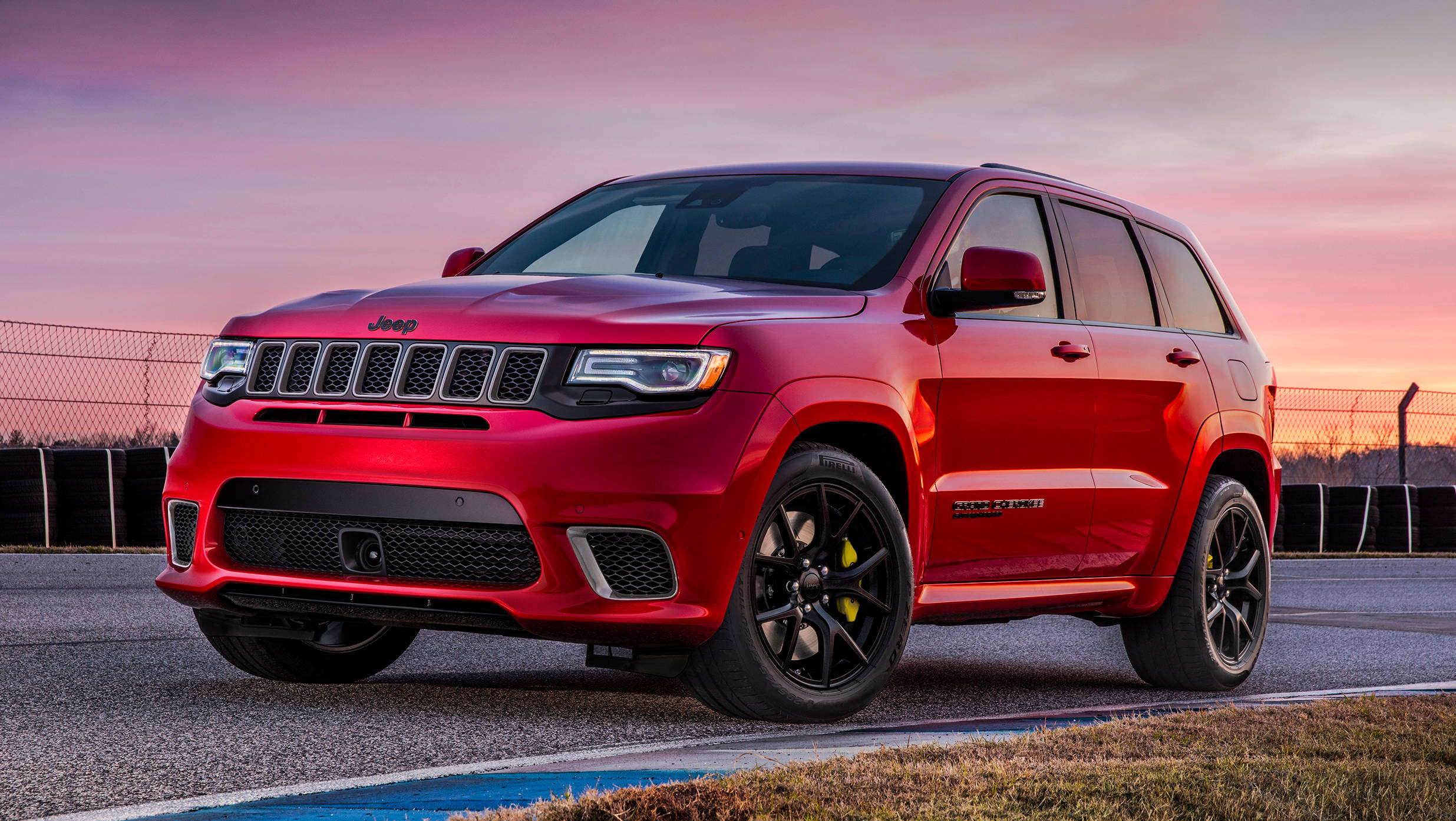 2018 Jeep Grand Cherokee Trackhawk revealed ahead of New York - Car News |  CarsGuide