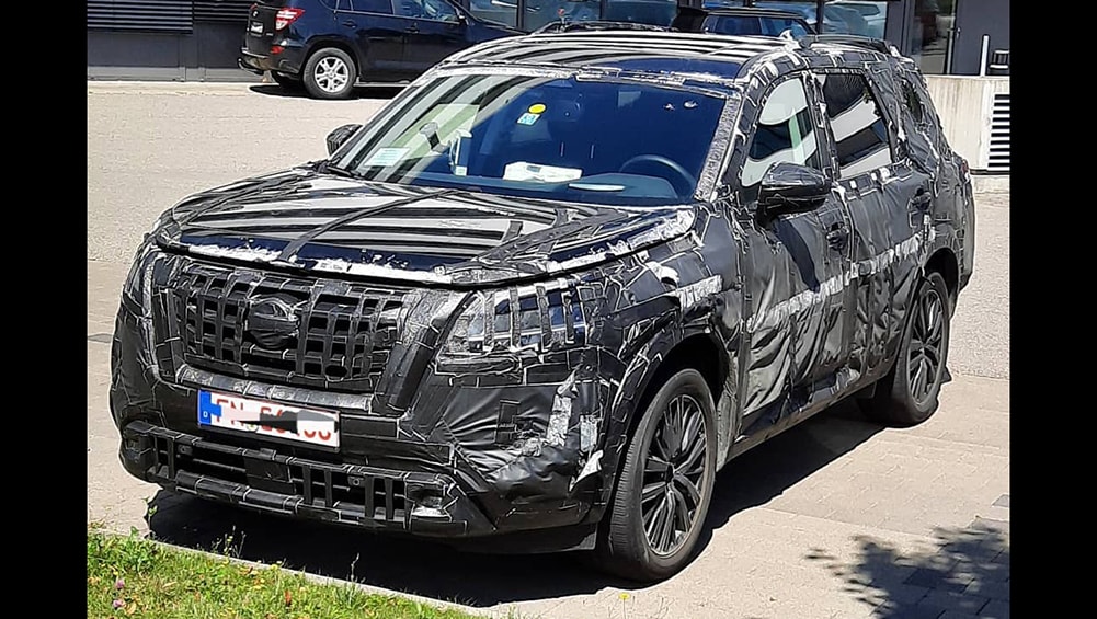 new nissan pathfinder 2021 spied toyota kluger rival's