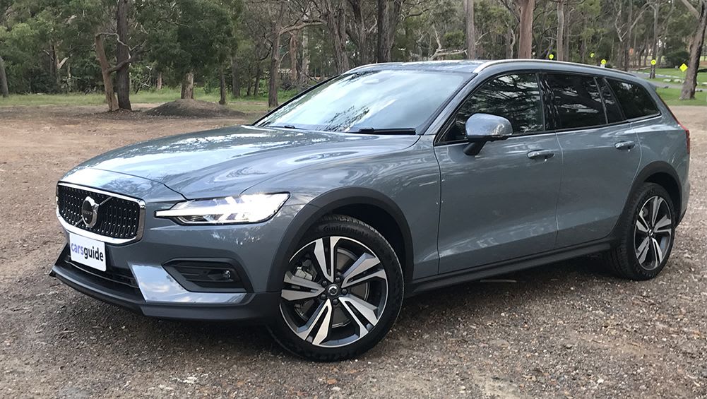 Volvo V60 Cross Country 2023 review Ultimate B5 Premium AWD five