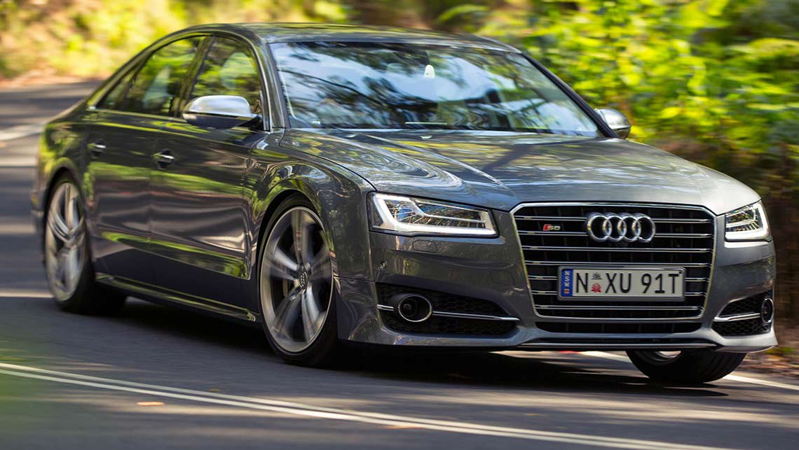 Старая audi s8