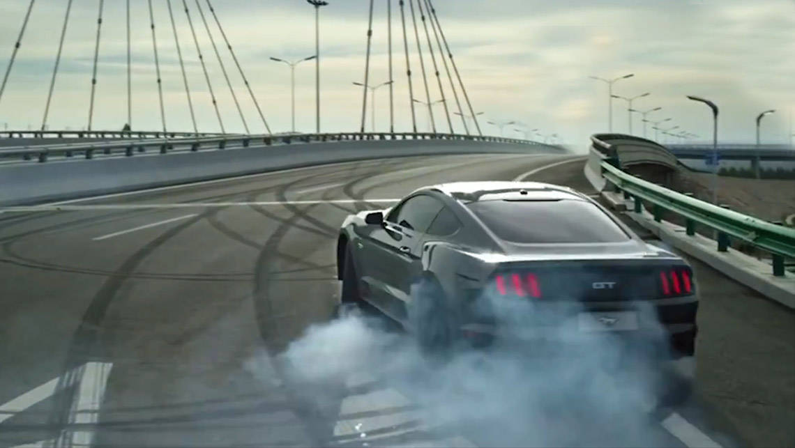 Ford Mustang Drifting GIF - FordMustang Ford Mustang - Discover