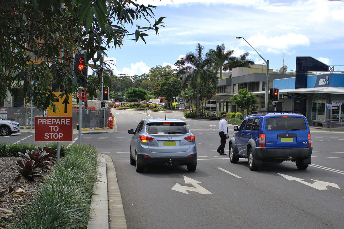 is-it-illegal-to-change-lanes-in-an-intersection