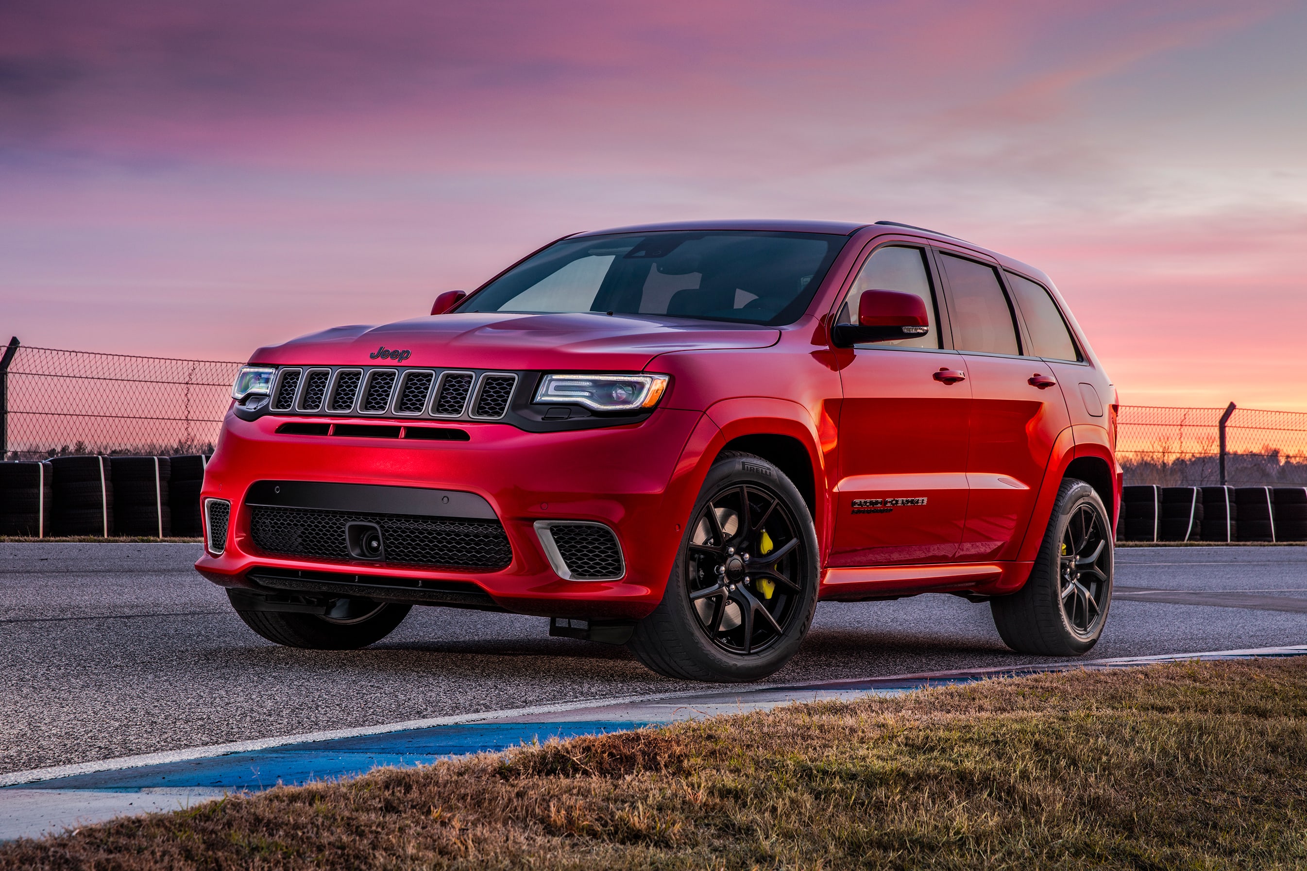 Jeep Grand Cherokee Trackhawk 2018 price and specification confirmed