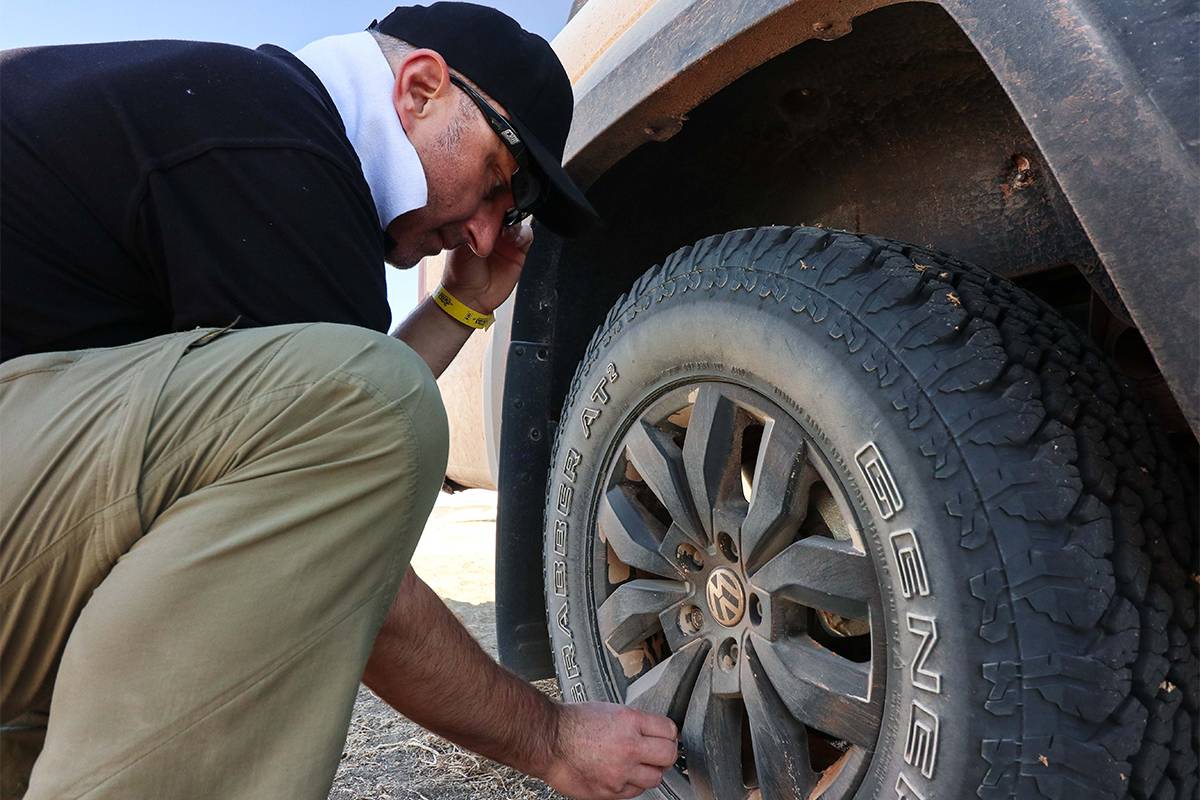 How to find the best tyre deflators CarsGuide