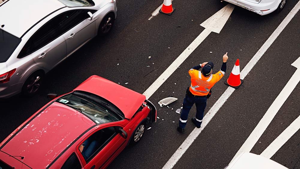 What to do After an Accident | CarsGuide