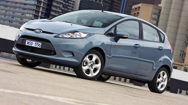 2010 Ford Fiesta Will Come as Sedan and Hatchback