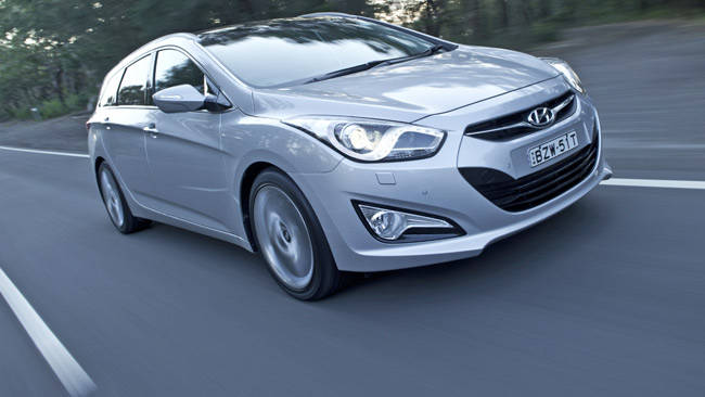 Hyundai i40 Review - Drive
