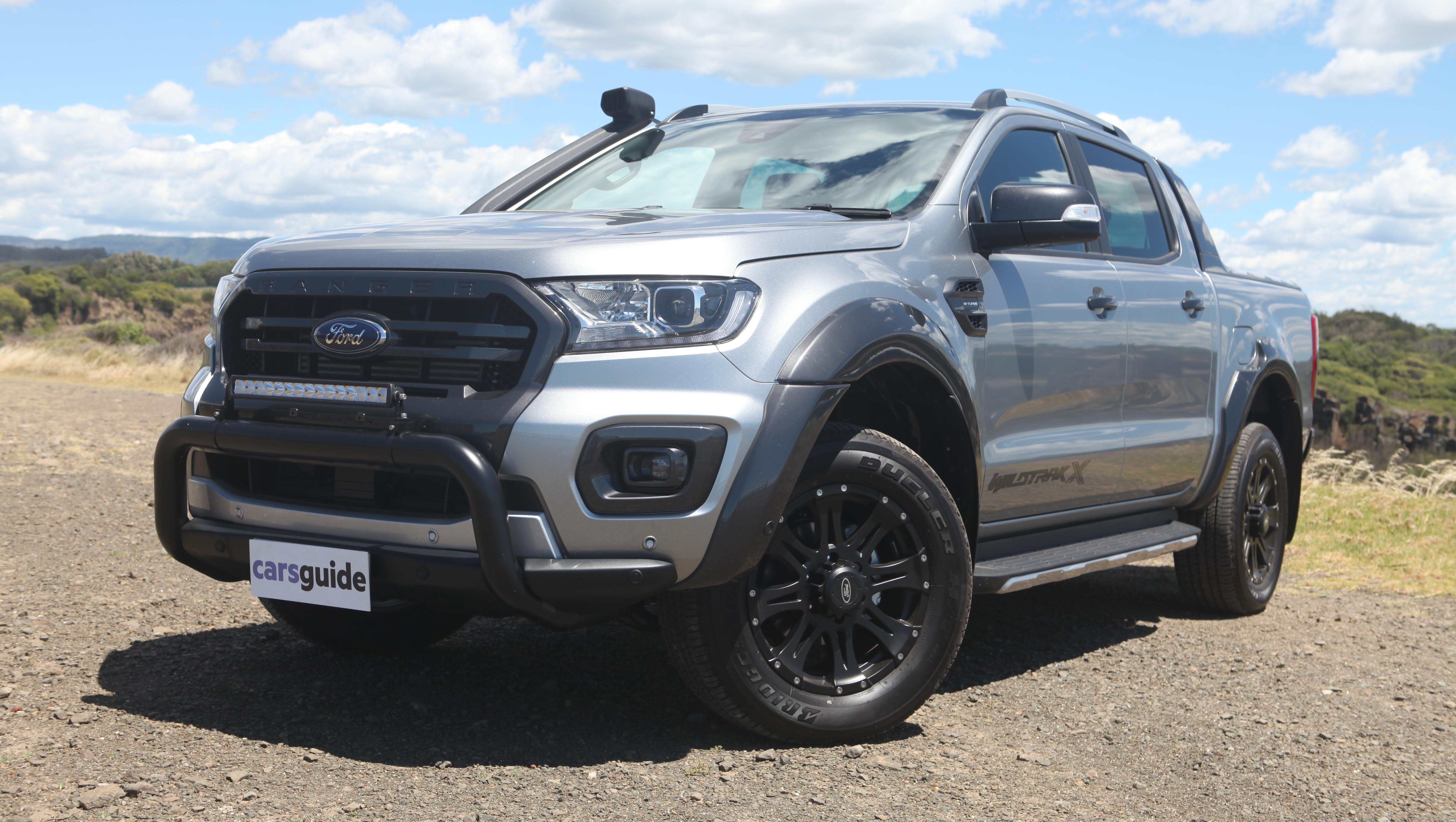 Ford Ranger T6.2 Wildtrak Double Cab w/OEM Roll Top (2022-Current