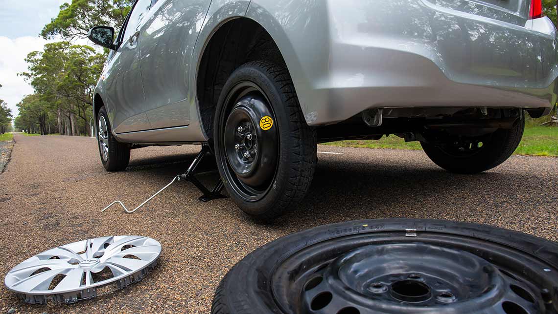 Full Size Spare Space Saver Run Flats Or Puncture Repair Kit What   Spacesaver Spare Toyota Yaris 