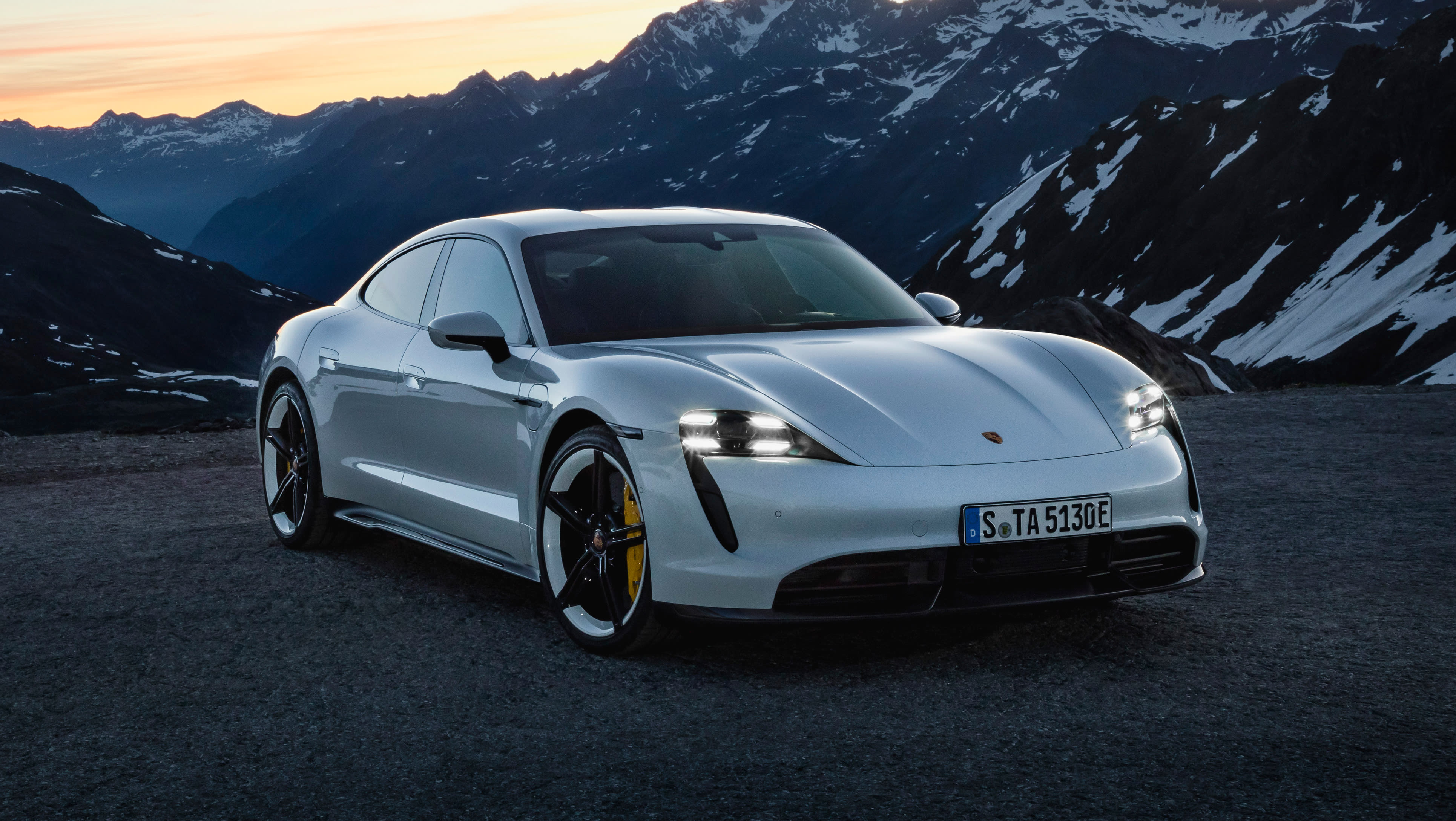 Porsche could start building larger engines again by 2026 Car News