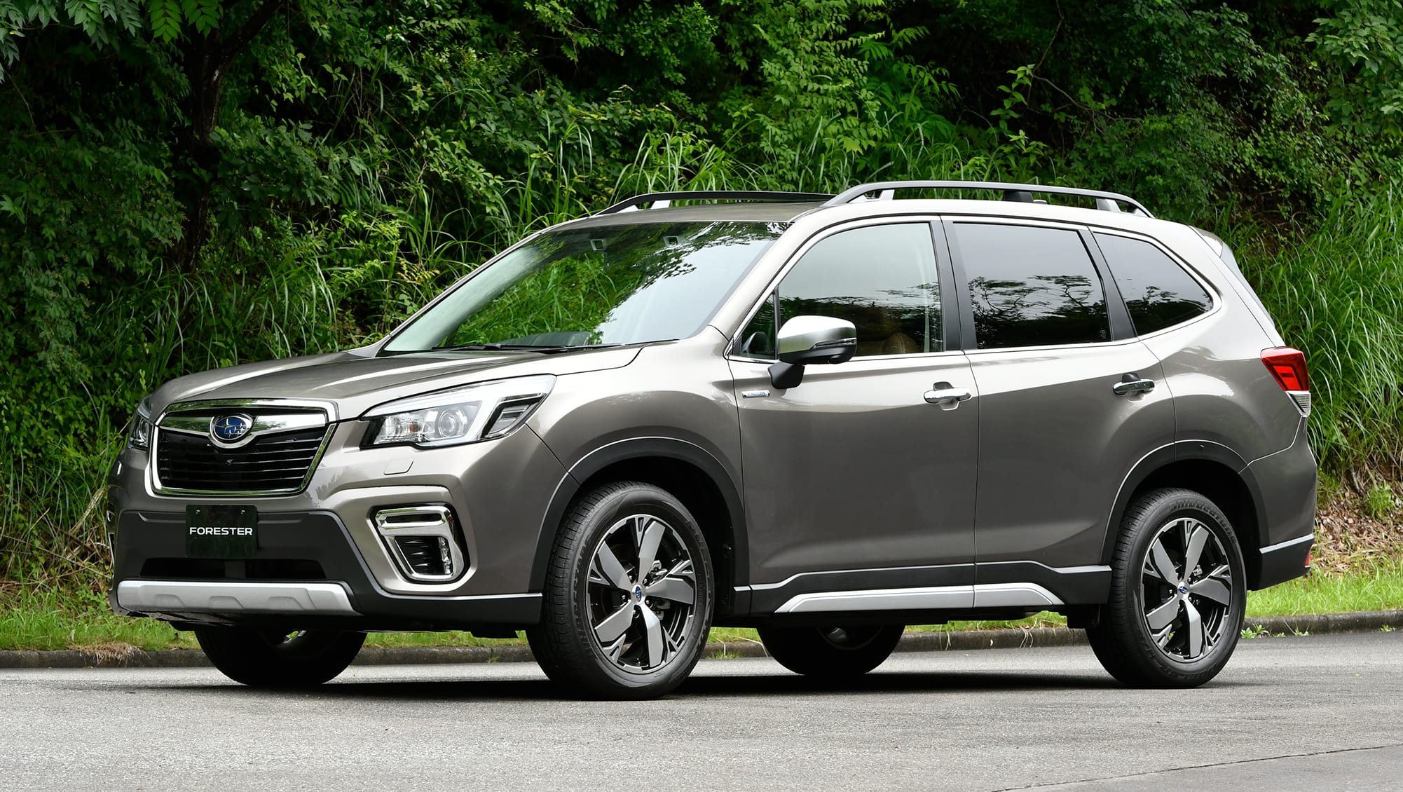 Subaru forester 2019 гибрид