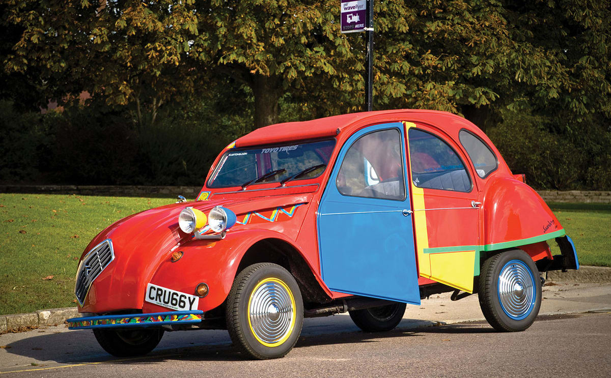 This Citroen 2CV has been given the Picasso treatment