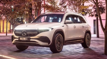 Mercedes-Benz EQB 2023 review