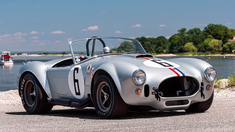 Carroll Shelby decided to up the ante in 1964 with the monstrous Shelby Cobra 427, which saw the car utilize a 305kW/650Nm 7.0-litre V8.