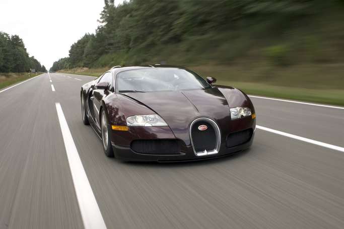 The Veyron was the first of these ‘super sports cars’ and featured an all-new, and very complex, W16 quad-turbocharged engine.