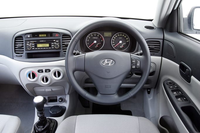 Hyundai accent 2000 interior best sale