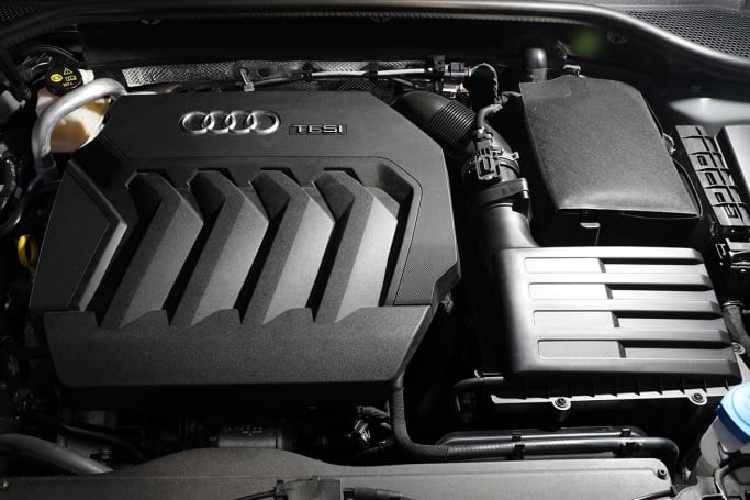 2018 Audi Q2 2.0 TFSI quattro review - Drive