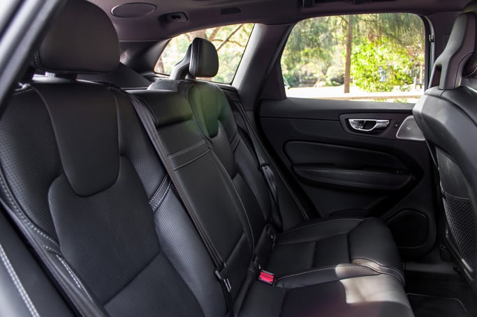 Volvo Xc60 2018 Review Carsguide - 2018 Volvo Xc60 Rear Seat Cover