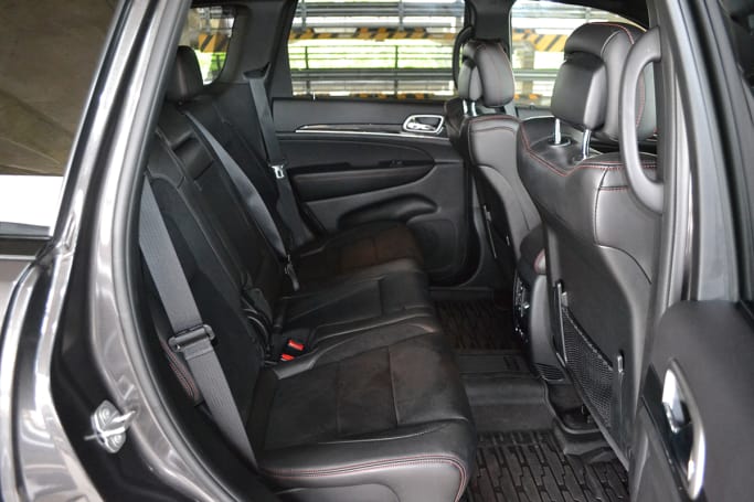 grand cherokee isofix