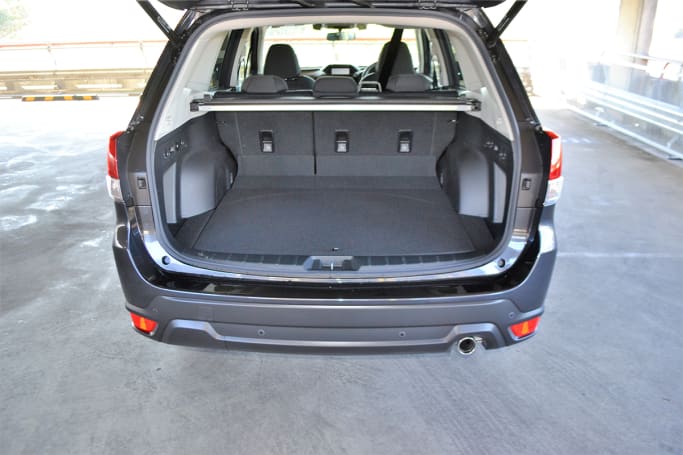 Subaru Forester 2 5i Premium 2019 2020 Review