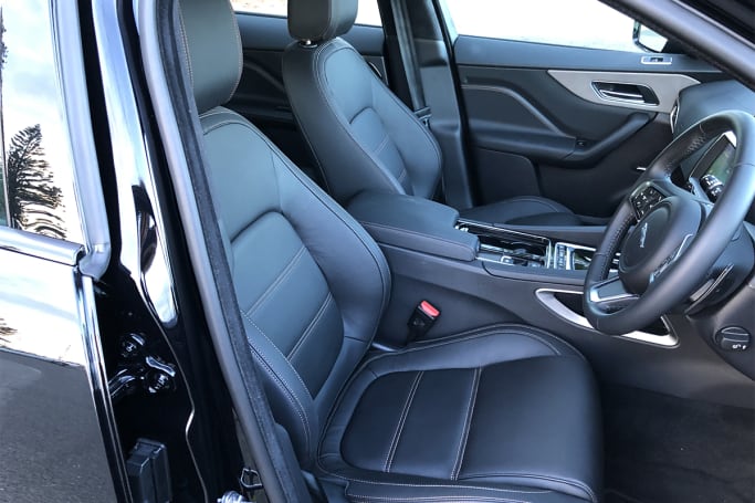 Jaguar f pace online 25t prestige