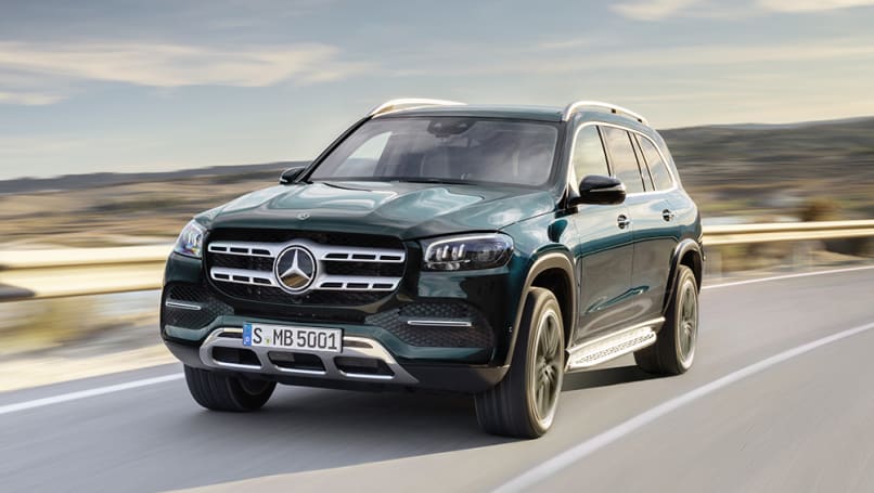 The new GLS is now longer (+77mm) and wider (+22mm) than the previous model.