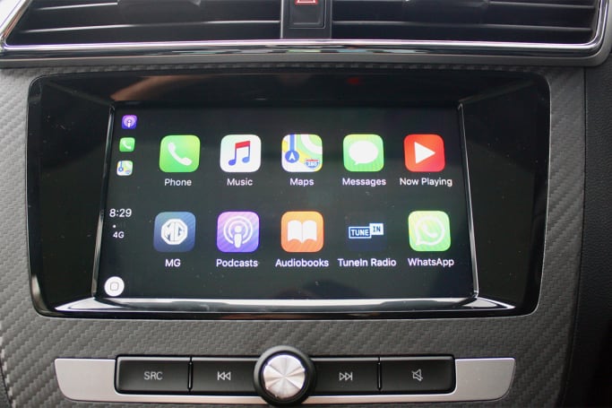 Mg zs sales apple carplay