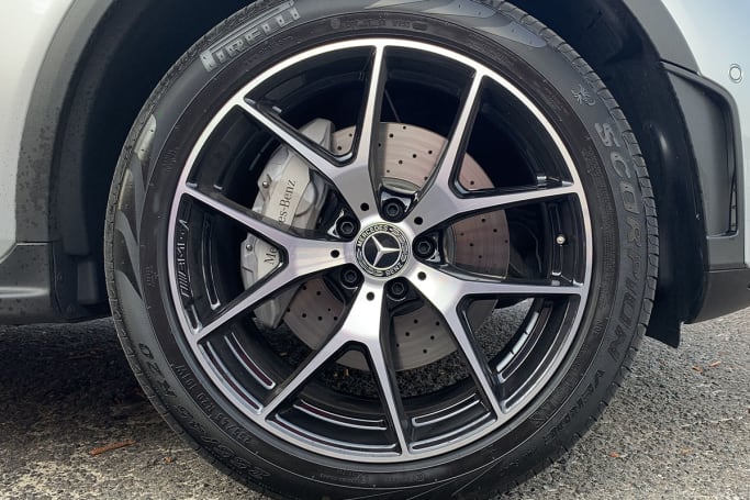 The starter spec comes with 19-inch alloys.