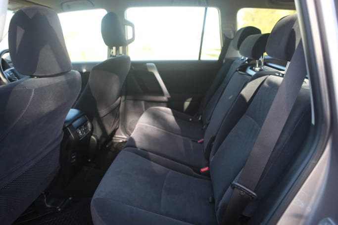 Toyota 2025 prado isofix
