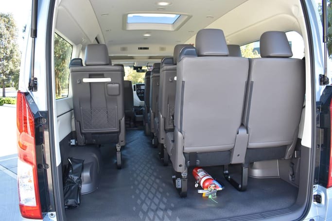 Toyota hiace top commuter 12 seater
